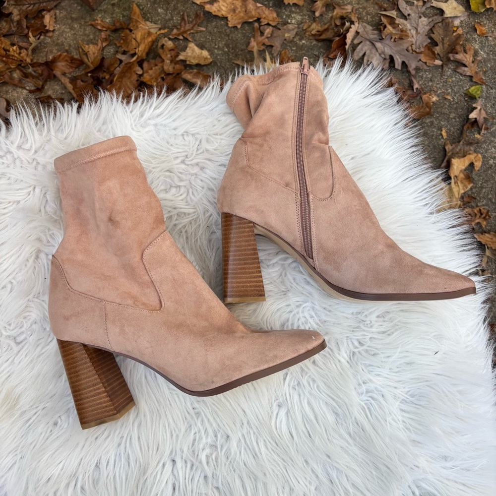 Chinese Laundry Women's Tan Suede Ankle Boots Size 10